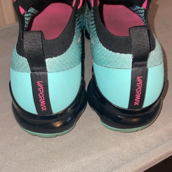 Nike Vapormax Flyknit 3 “Hyper Turquoise” - Picture 4 of 5